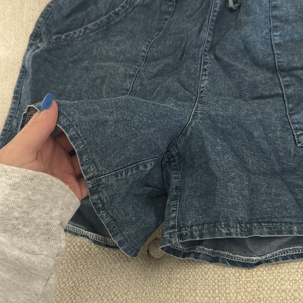 Medium denim wash casual comfy two piece matching set - Picture 7 of 8